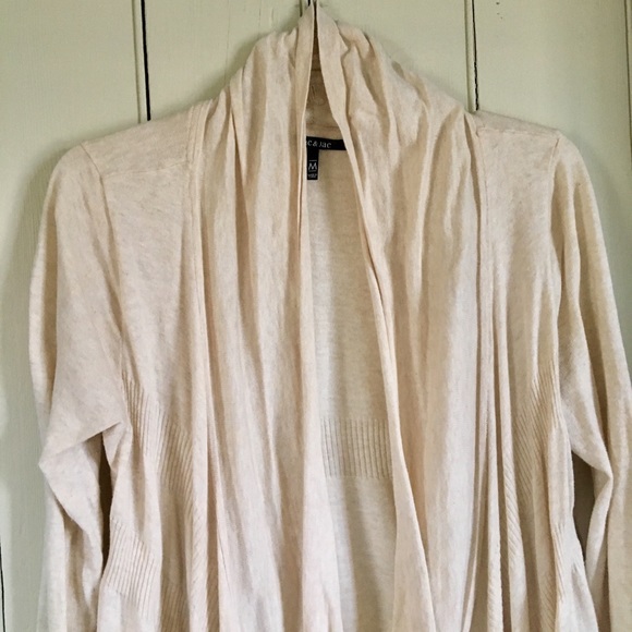 Beautiful, soft open draped Mac &Jack cardigan! - Picture 2 of 8